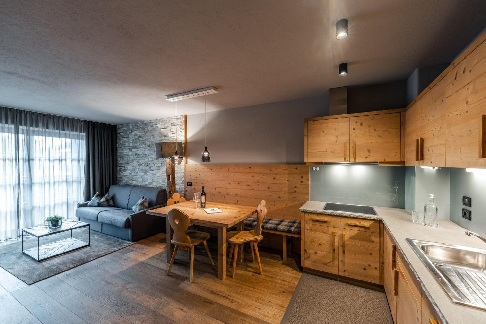 Sportony Mountain Lodges La Villa  Exteriér fotografie